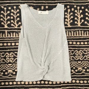 Medium knit tank.